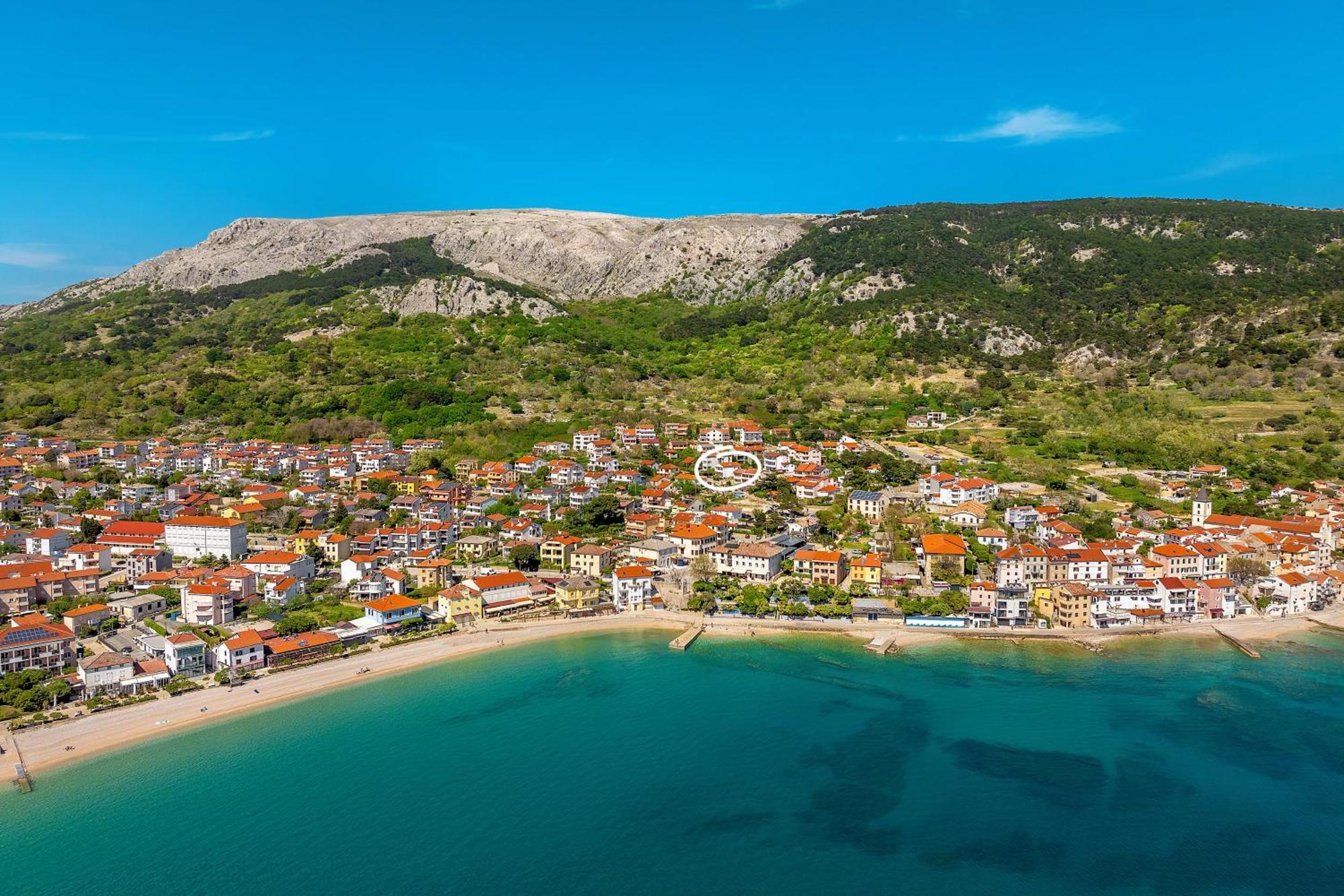 Apartments Edo With Terrace Baška Exteriör bild